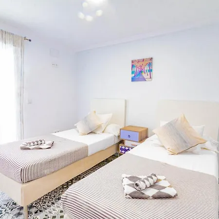 Suncastle Apartamentos Alicante -With Sunny Rooftop Terrace And Barbecue Exterior photo