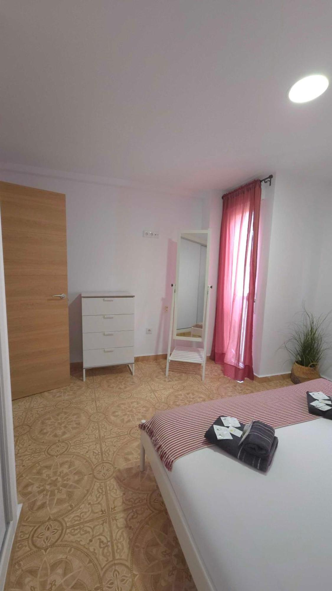 Suncastle -with Sunny Rooftop Terrace And Barbecue Apartament *